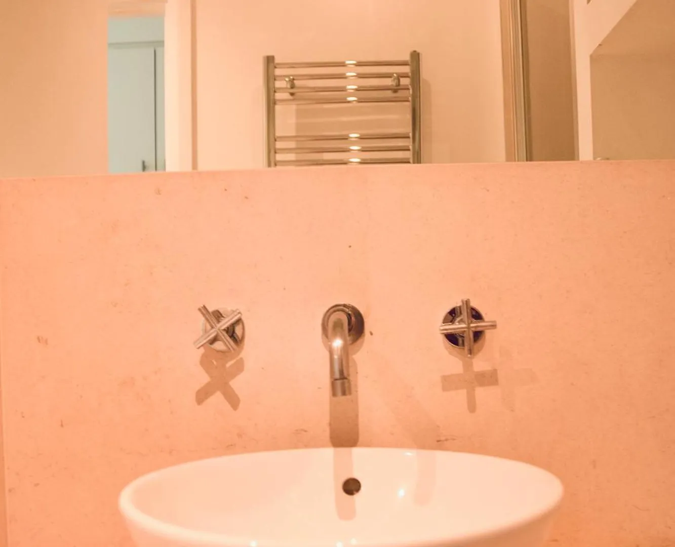 2 Bedroom Discovery Dock Londra 0*,  Birleşik Krallık